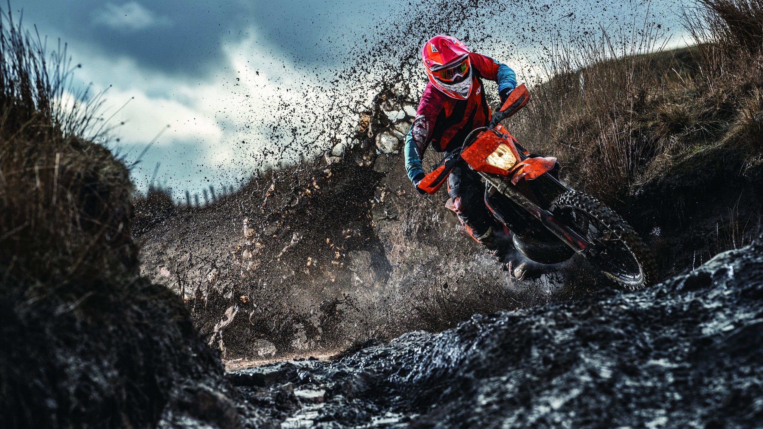 九游官网下载app下载-_逆境反弹：赛场上的奇迹逆转瞬间_，逆境中反弹